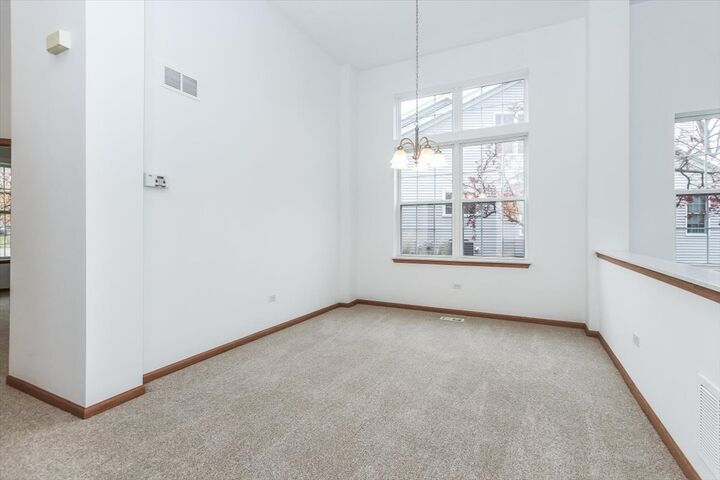 Property Photo:  202 Braeburn Circle  IL 60554 