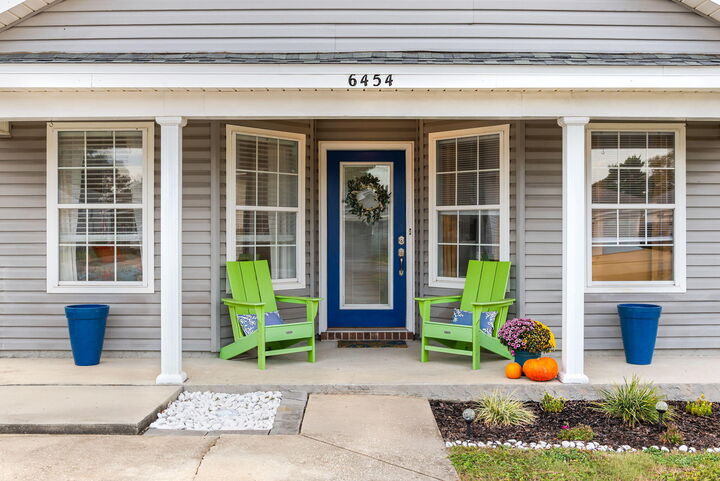 Property Photo: 6454 Watermark Cove FL 32563