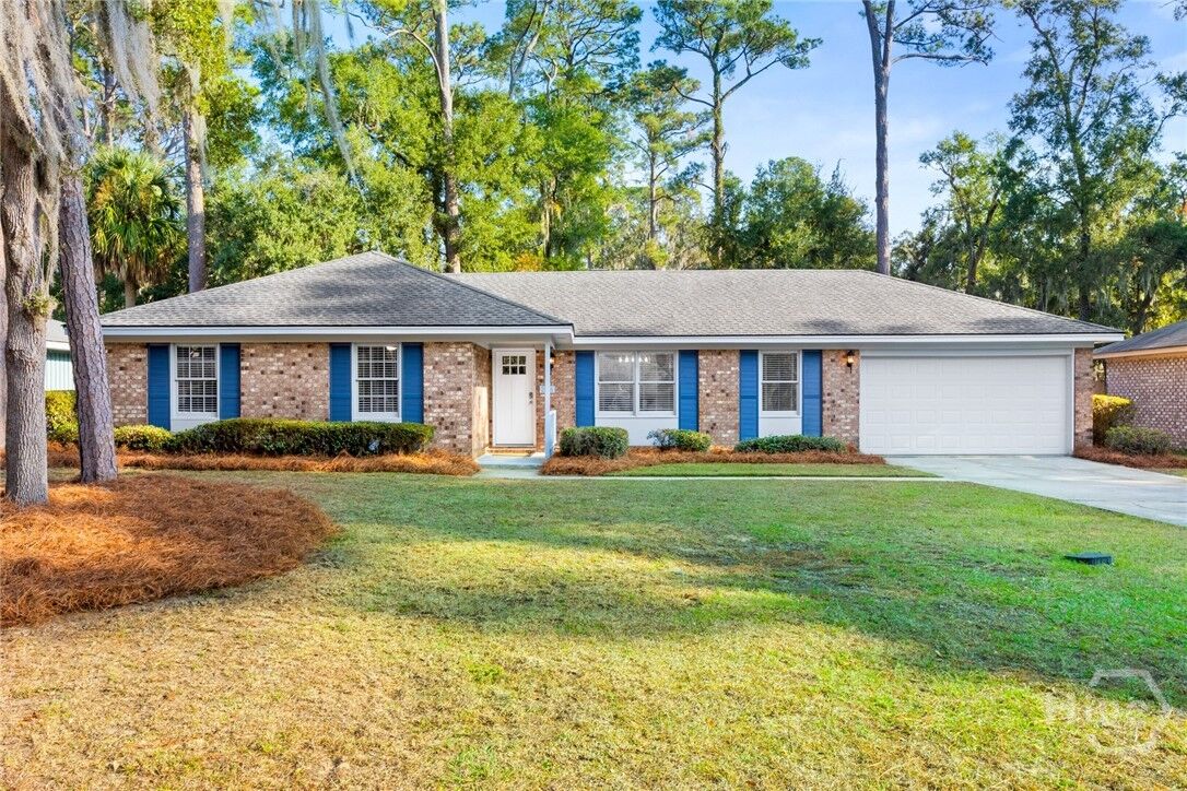 Property Photo:  1106 Oakleaf Drive  GA 31410 