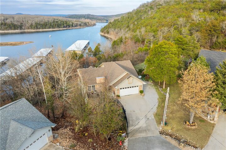 Property Photo:  7 Larkspur Lane  AR 72631 