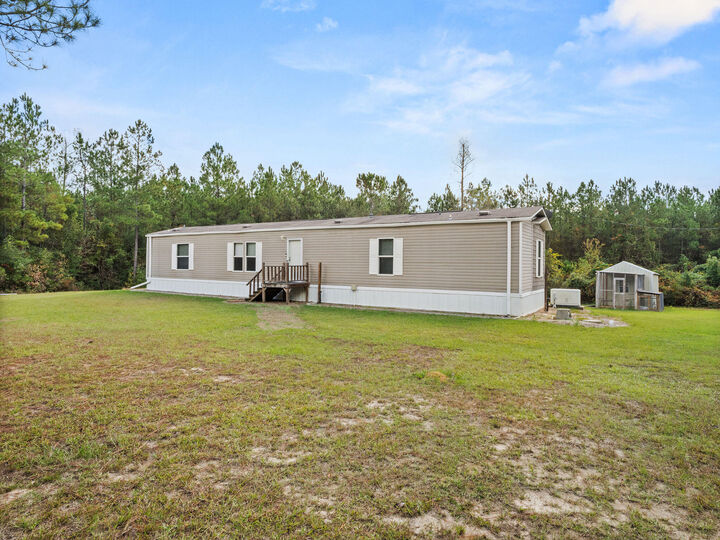Property Photo:  711 Gravel Pit Rd  LA 70656 