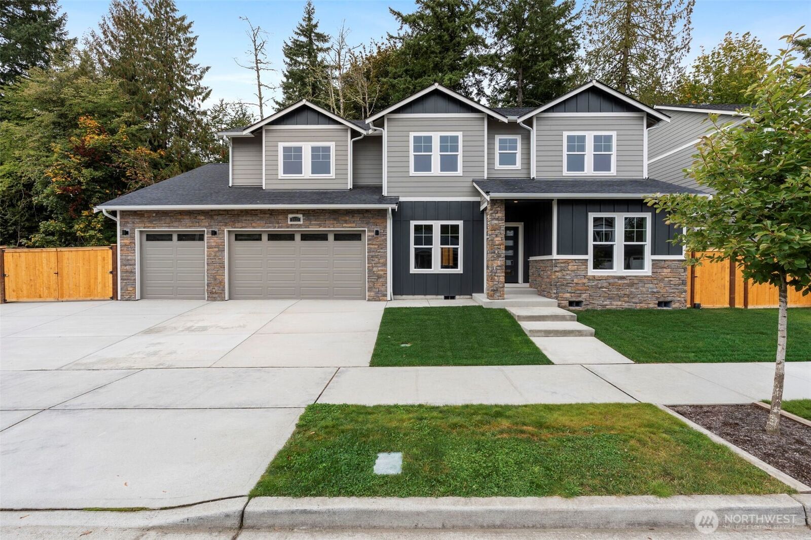 Property Photo:  6827  Kyodi Court SE  WA 98501 