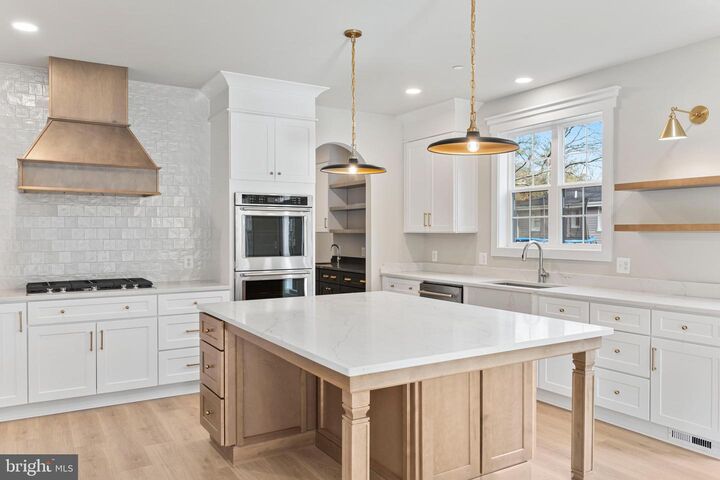 Property Photo:  17 Vinter Lane  MD 21122 