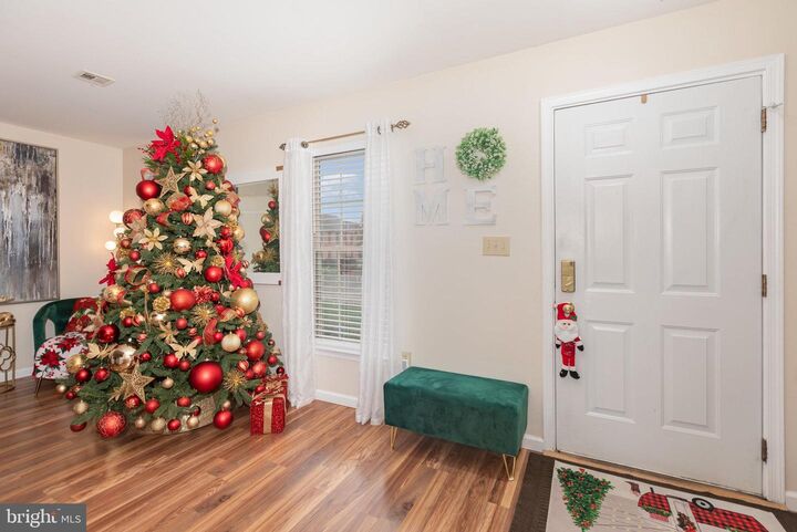 Property Photo: 347 Stonehedge Lane PA 17055