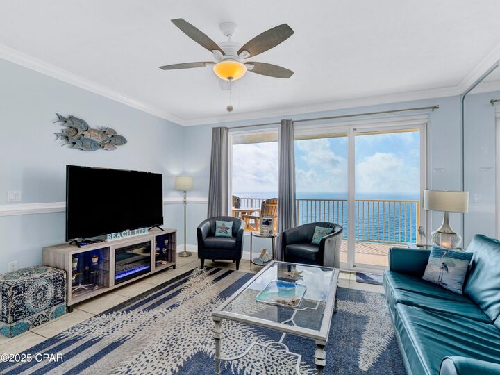 Property Photo: 5004 Thomas Drive 2304 FL 32408