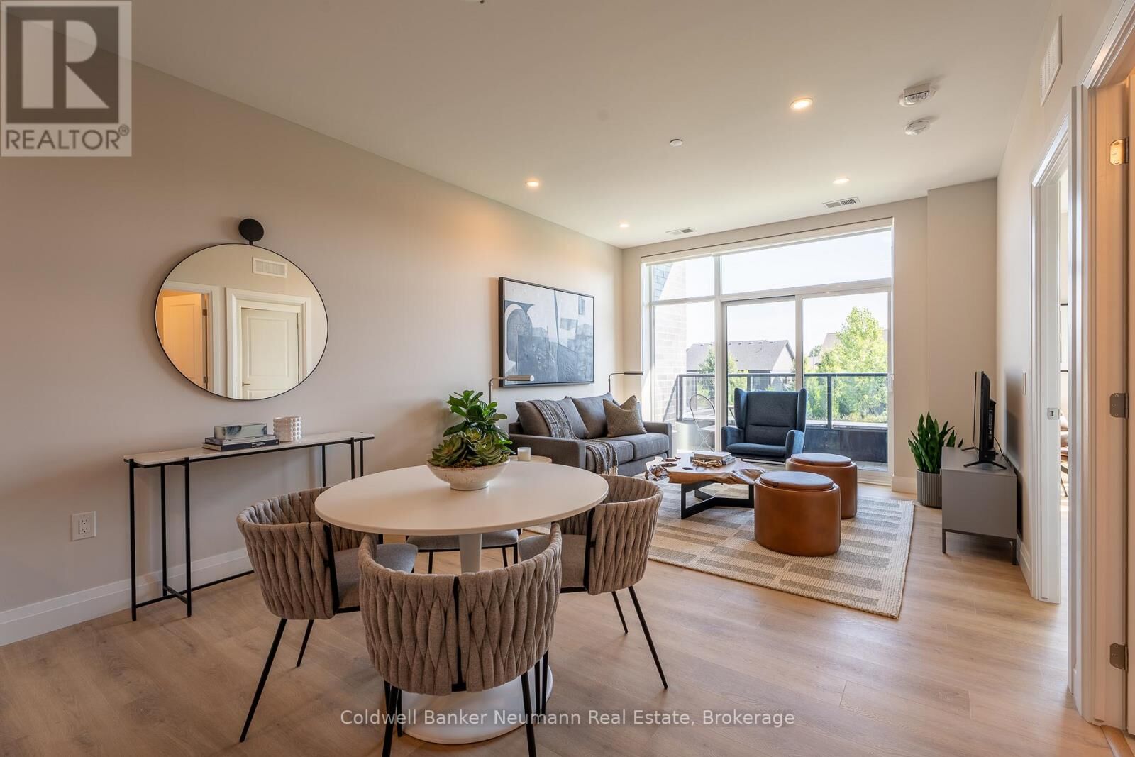 Property Photo: 1882 Gordon Street 322 ON N1K 0P6