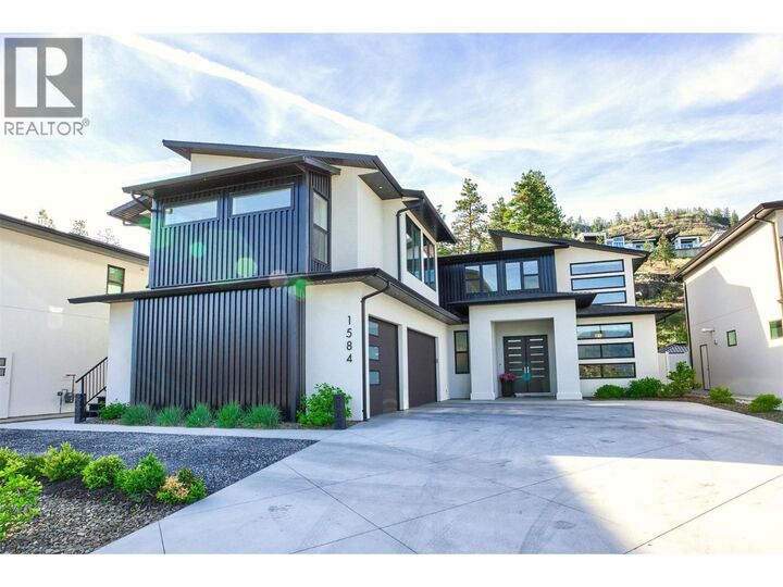 Property Photo: 1584 Malbec Place BC V4T 3B5
