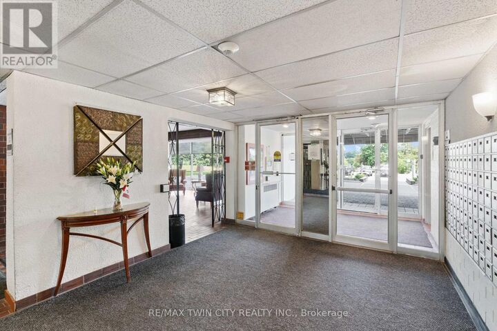 Property Photo:  225 Harvard Place  ON N2J 4H4 