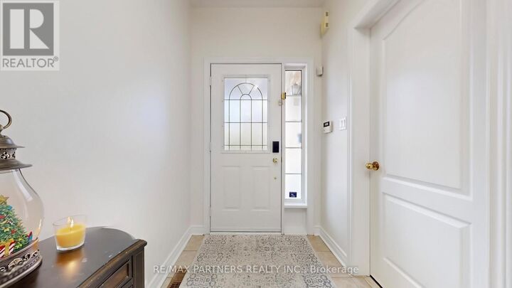 Property Photo:  240 Swan Park Road  ON L6E 0B1 