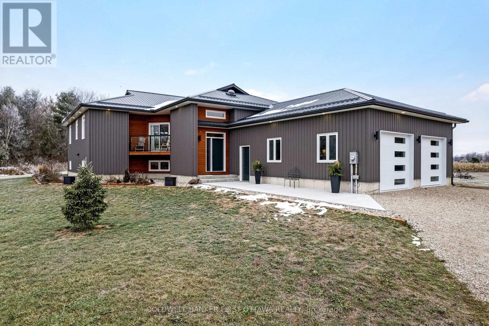 Property Photo: 462 Althorpe Road ON K7H 3C9