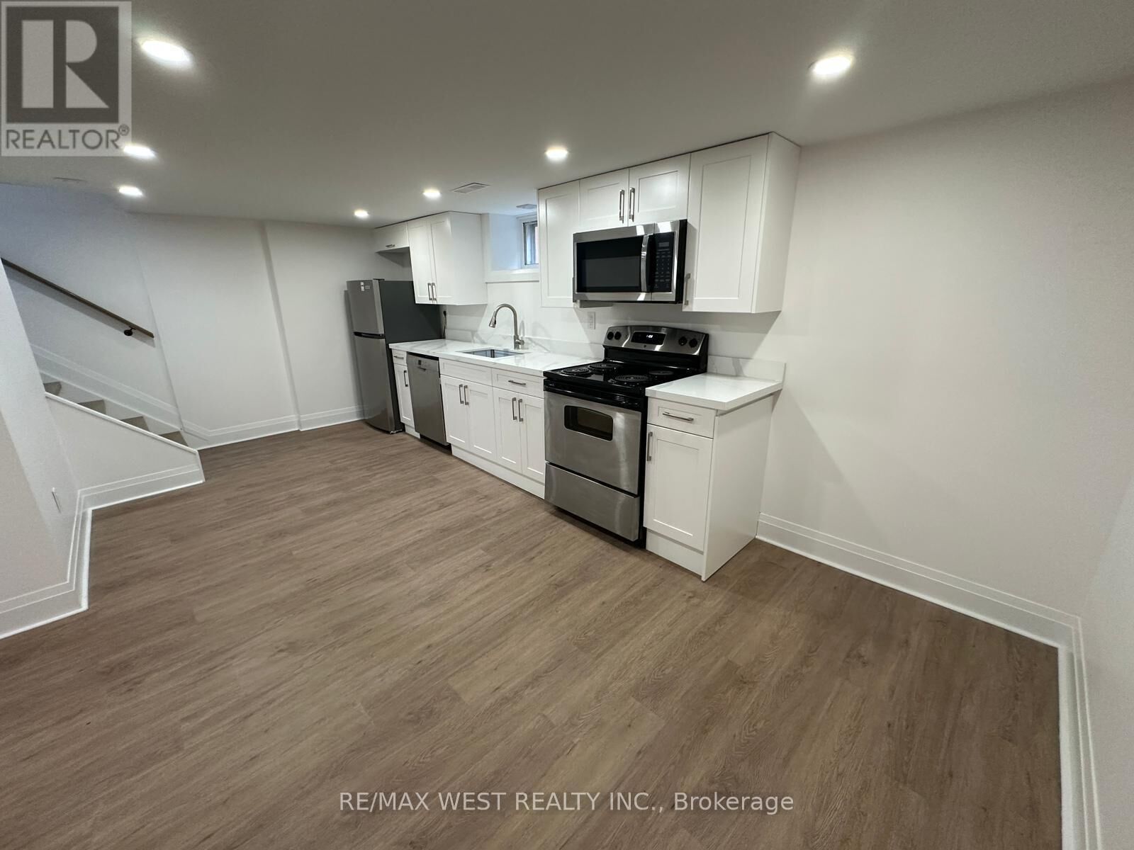 Property Photo:  16 Yorkshire Road Basement  ON M1K 3B5 