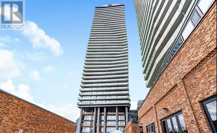 Property Photo: 70 Distillery Lane 2704 ON M5A 0E3