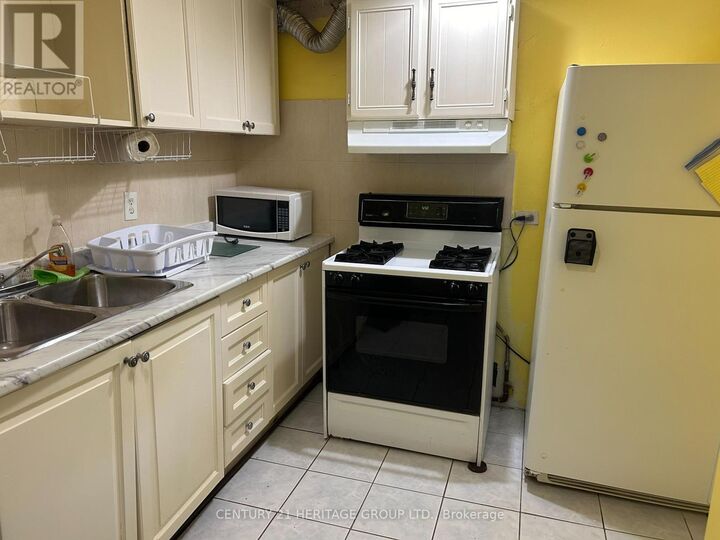 Property Photo:  141 Risebrough Circuit Bsmt  ON L3R 3E2 