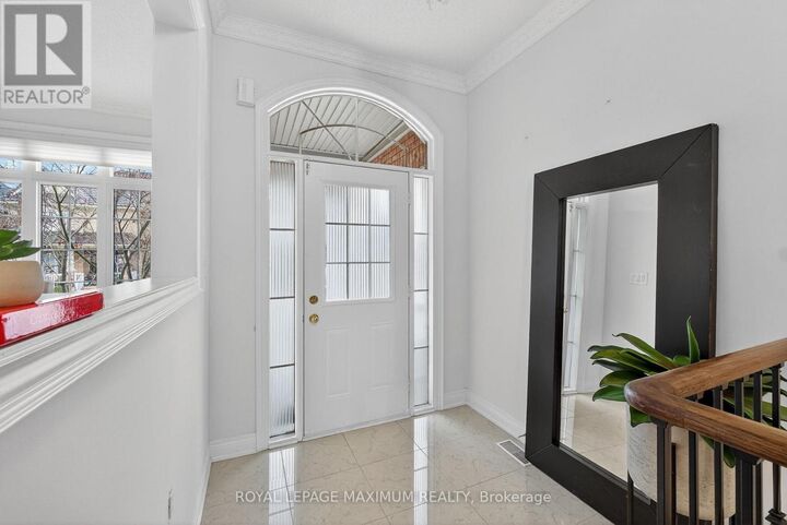 Property Photo:  27 Acqua Drive  ON L4H 3L1 