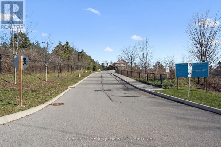 Property Photo:  7 Cityview Drive South 207  ON N1E 0R1 