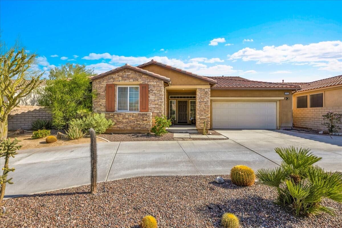 Property Photo:  1745 Hot Springs Way  CA 92262 