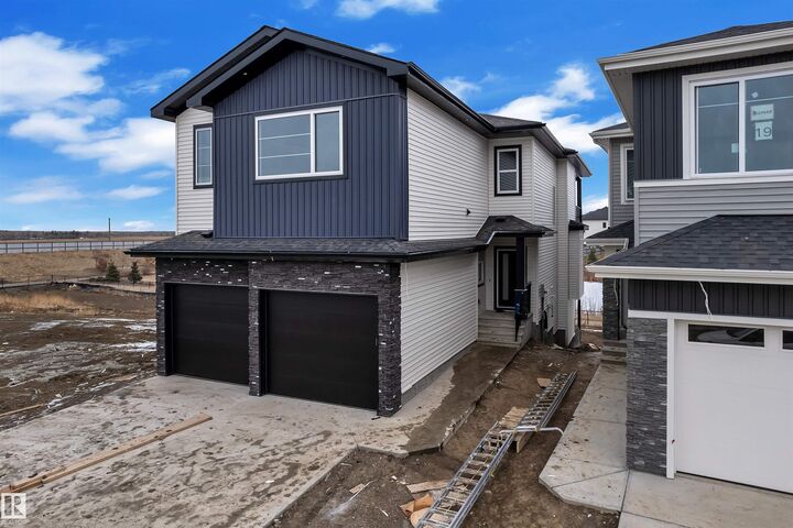 Property Photo:  21 Axelwood Crescent  AB T7X 3C6 