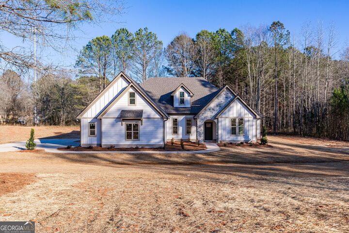 Property Photo: 181 Hidden Meadows Drive GA 30218