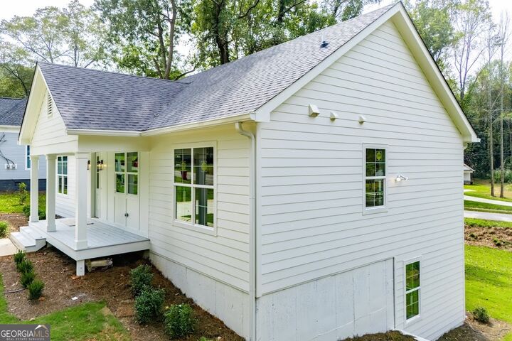 Property Photo: 215 Rome Street GA 30108