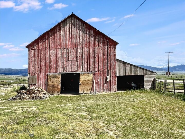 Property Photo:  21 North Ennis Lake Road  MT 59740 