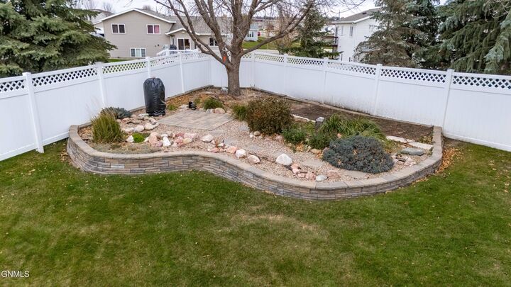 Property Photo: 4416 Turnbow Lane ND 58503