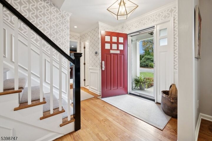 Property Photo: 7 Oak Forest Ln NJ 07901