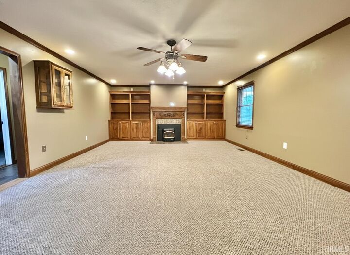 Property Photo:  60 S State Route 261  IN 47601 