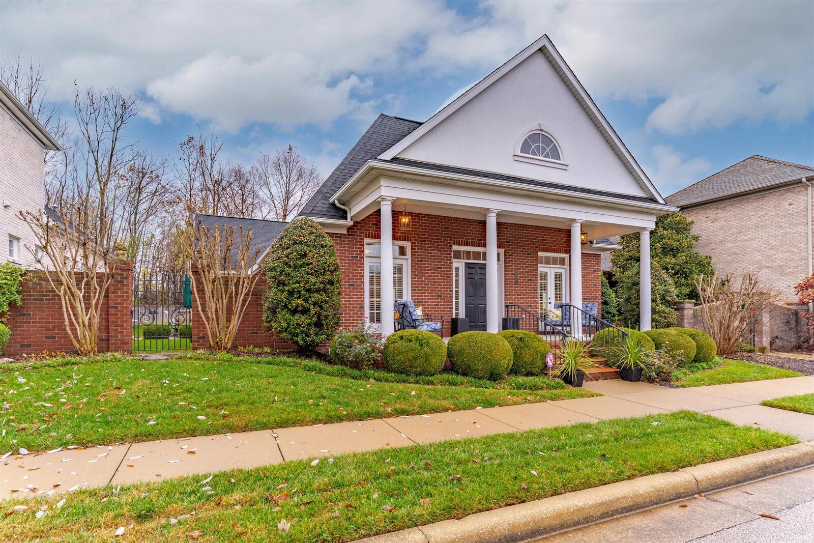 Property Photo:  1517 Glen Eden Lane  IN 47715 