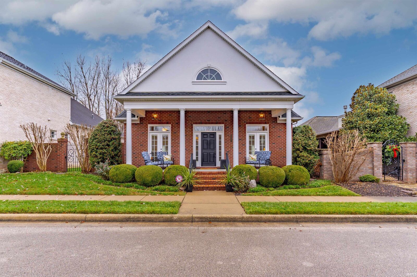 Property Photo:  1517 Glen Eden Lane  IN 47715 