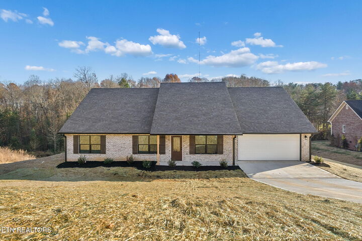 370 Flora Drive  Lenoir City TN 37771 photo
