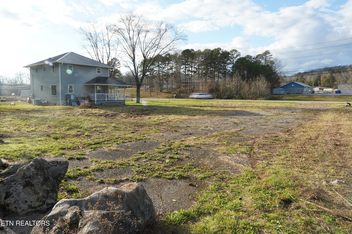 Property Photo: Roane State Hwy TN 37748