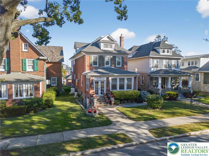 Property Photo:  1937 Washington Boulevard  PA 18042 