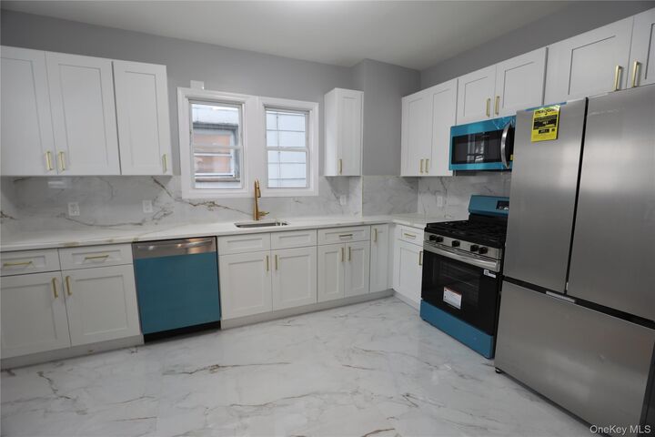 Property Photo:  84 Prospect Street  NY 12401 