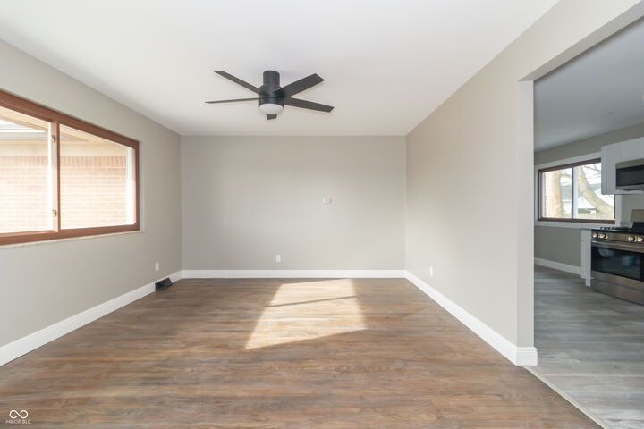 Property Photo:  1554 W 1000 N  IN 46040 