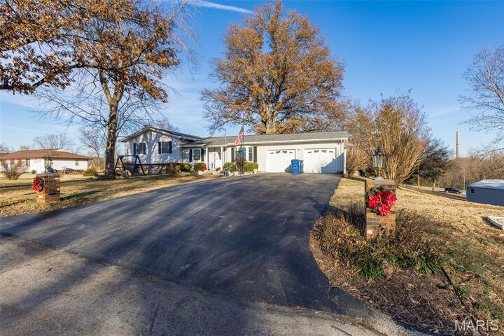 Property Photo: 777 Golf Course Drive MO 63048