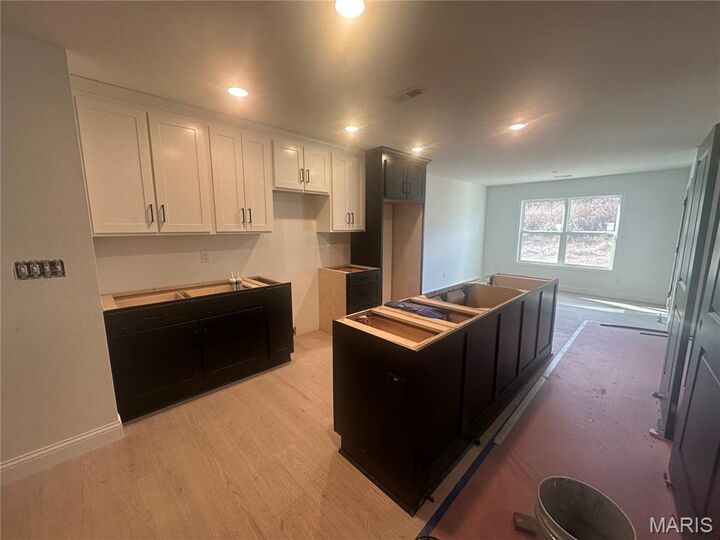 Property Photo:  123 Beechwood Lane  MO 63701 