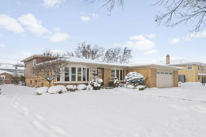 Property Photo:  9446 Overhill Avenue  IL 60053 