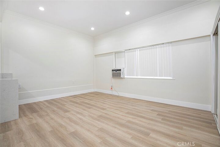 Property Photo:  14319 Tiara Street 2  CA 91401 