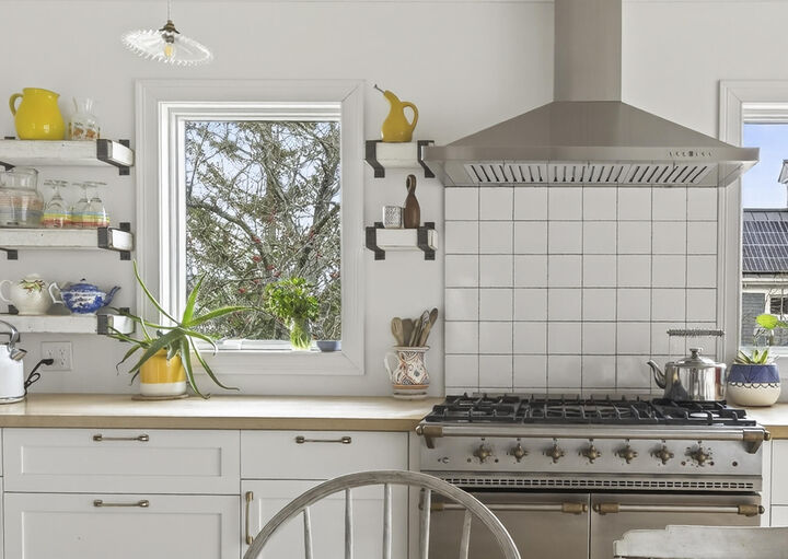 Property Photo:  38 Union Street  ME 04915 