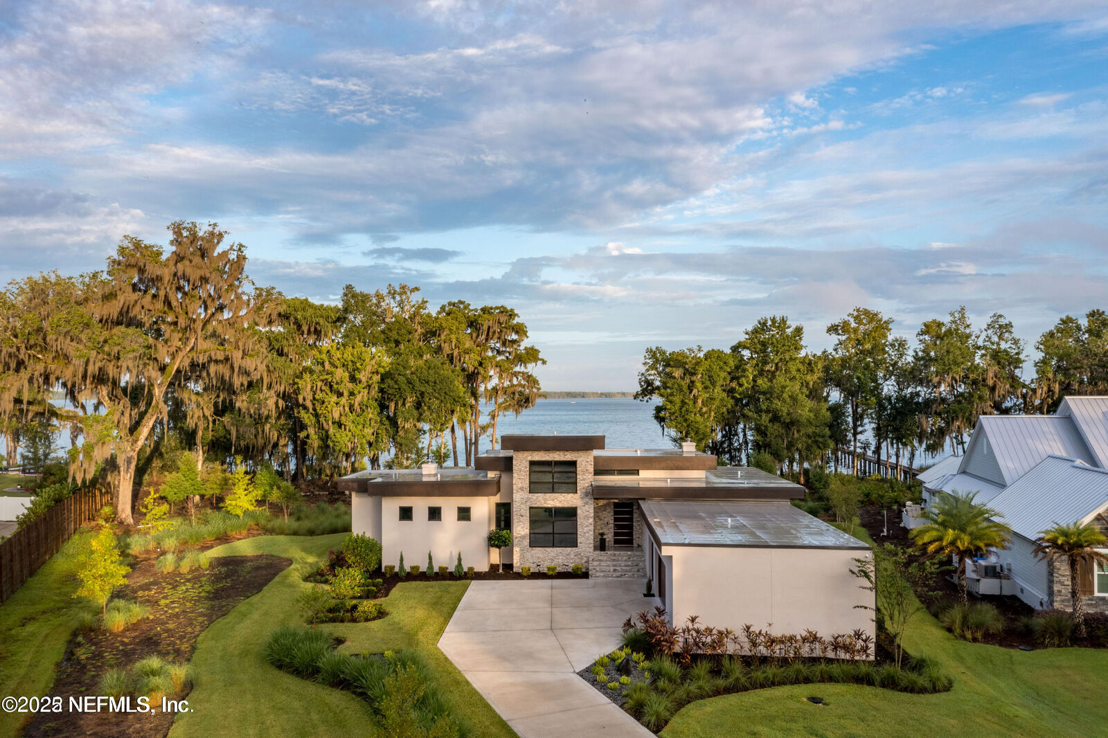 Property Photo:  8501 Beverly Lane  FL 32092 