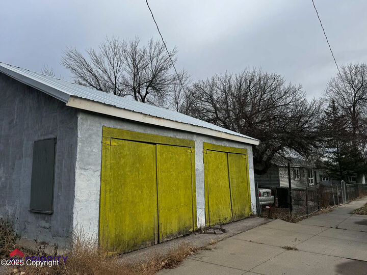 Property Photo:  410 Osborne Ave S. -  WY 82716 