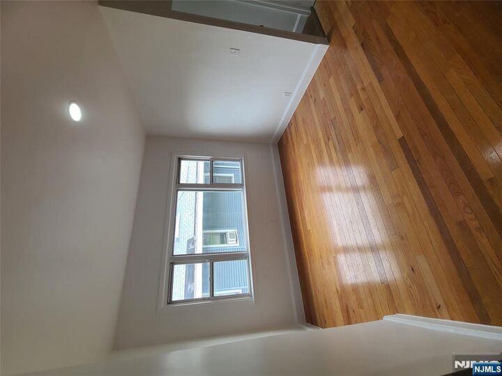 Property Photo:  624 Madison Avenue  NJ 07201 