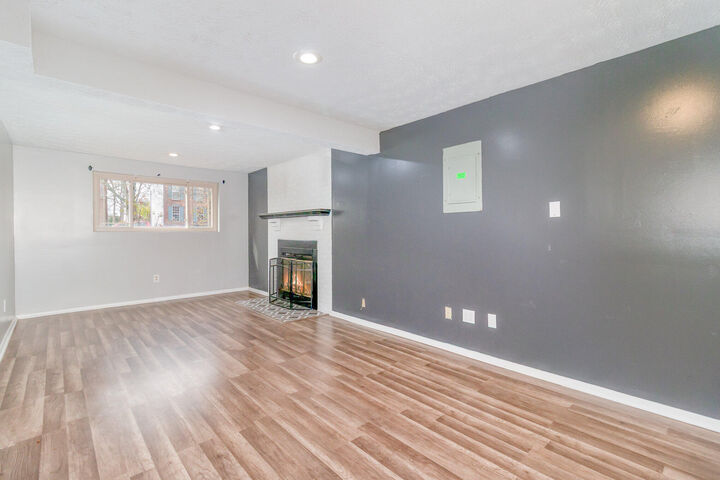 Property Photo: 6806 Hillock Court KY 41042