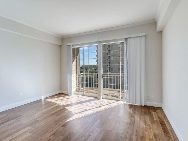 Property Photo:  3225 Turtle Creek Boulevard 545  TX 75219 