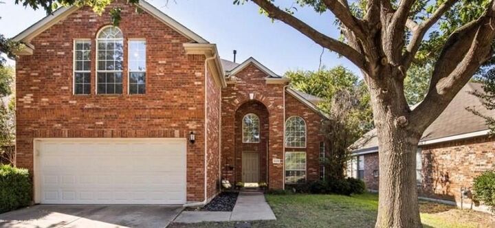 Property Photo: 5228 Warm Springs Trail TX 76137