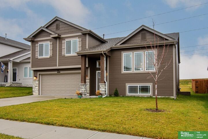 Property Photo:  16929 Nebraska Avenue  NE 68116 