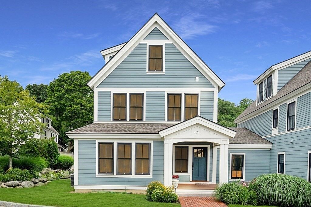 Property Photo: 3 Sawmill Circle MA 01944