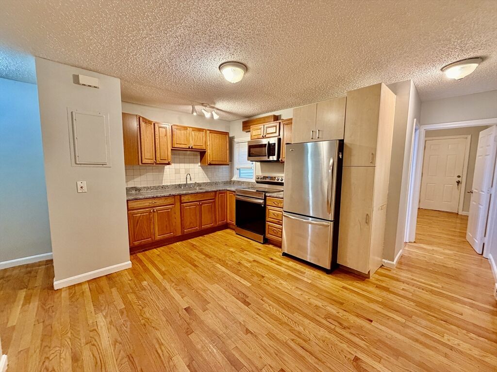 Property Photo:  227 Everett St 4  MA 02128 