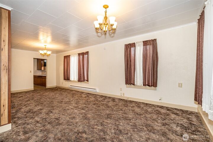 Property Photo:  916  L Street  WA 98531 