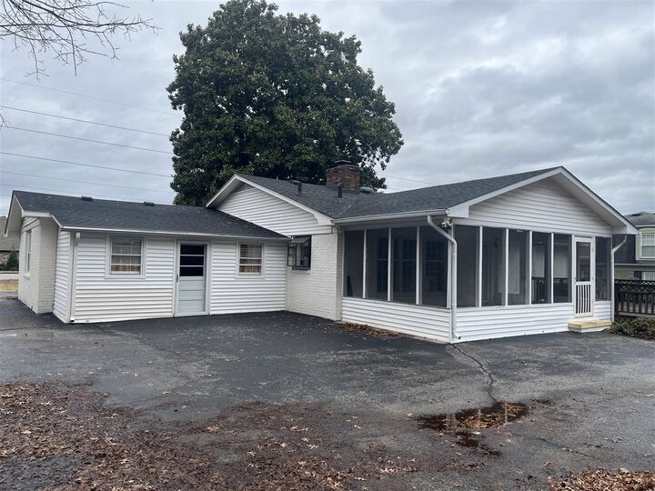 Property Photo: 1319 Fairview Avenue KY 42103